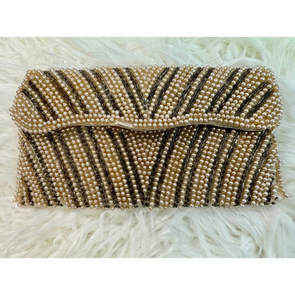 Unbranded vintage beaded